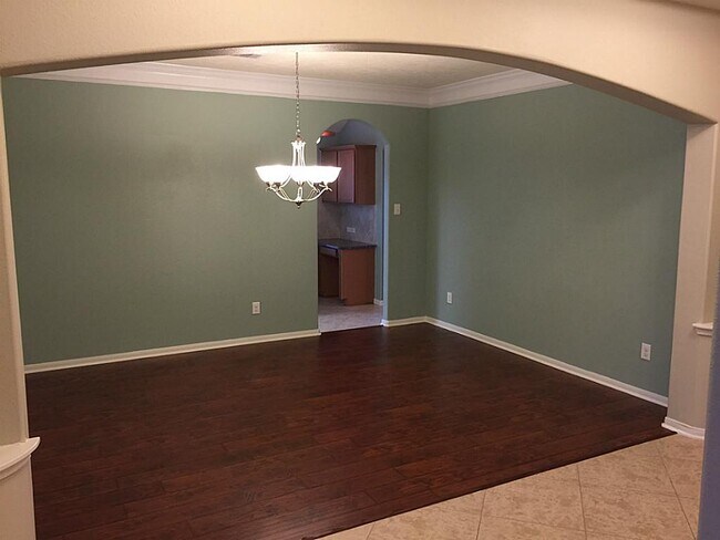 Building Photo - 1719 Brighton Brook Ln