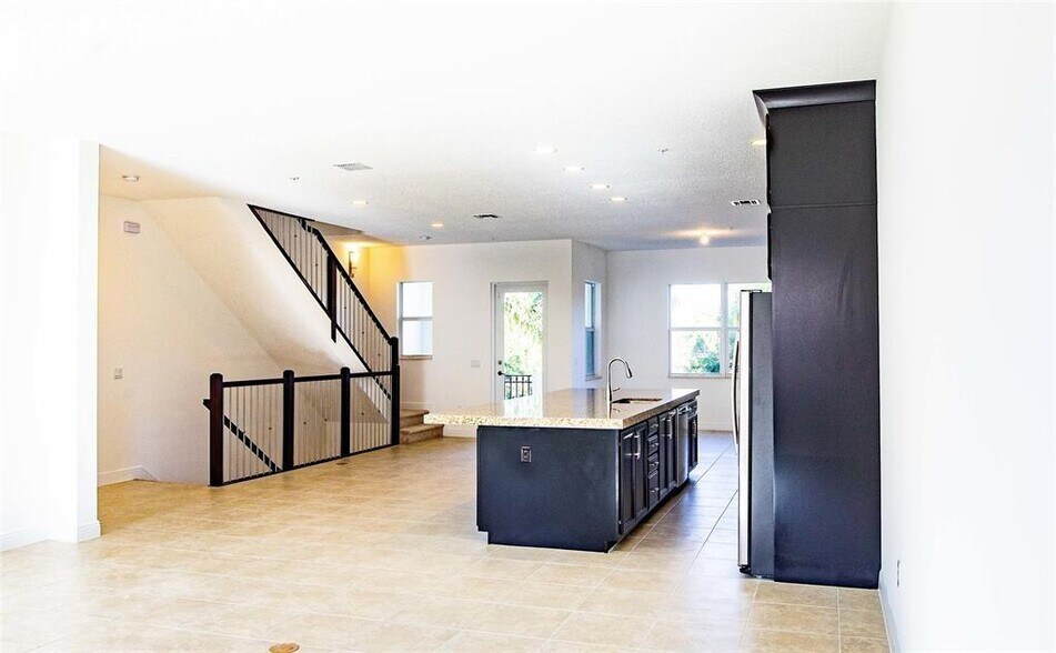 Building Photo - 1759 NW 124th Way