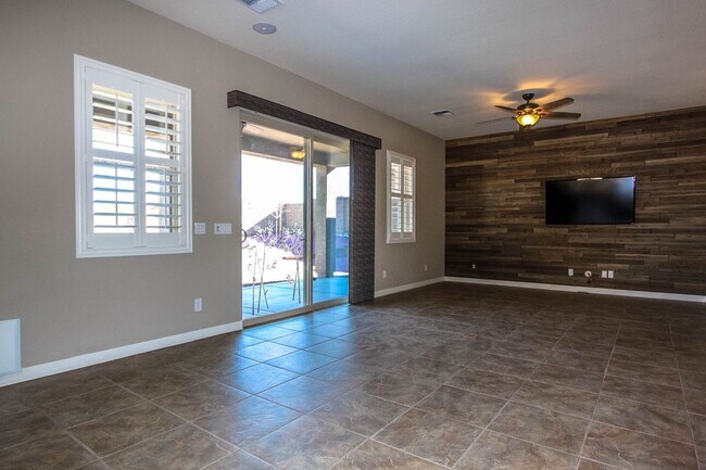 Building Photo - 4 Bedroom Home in Granville