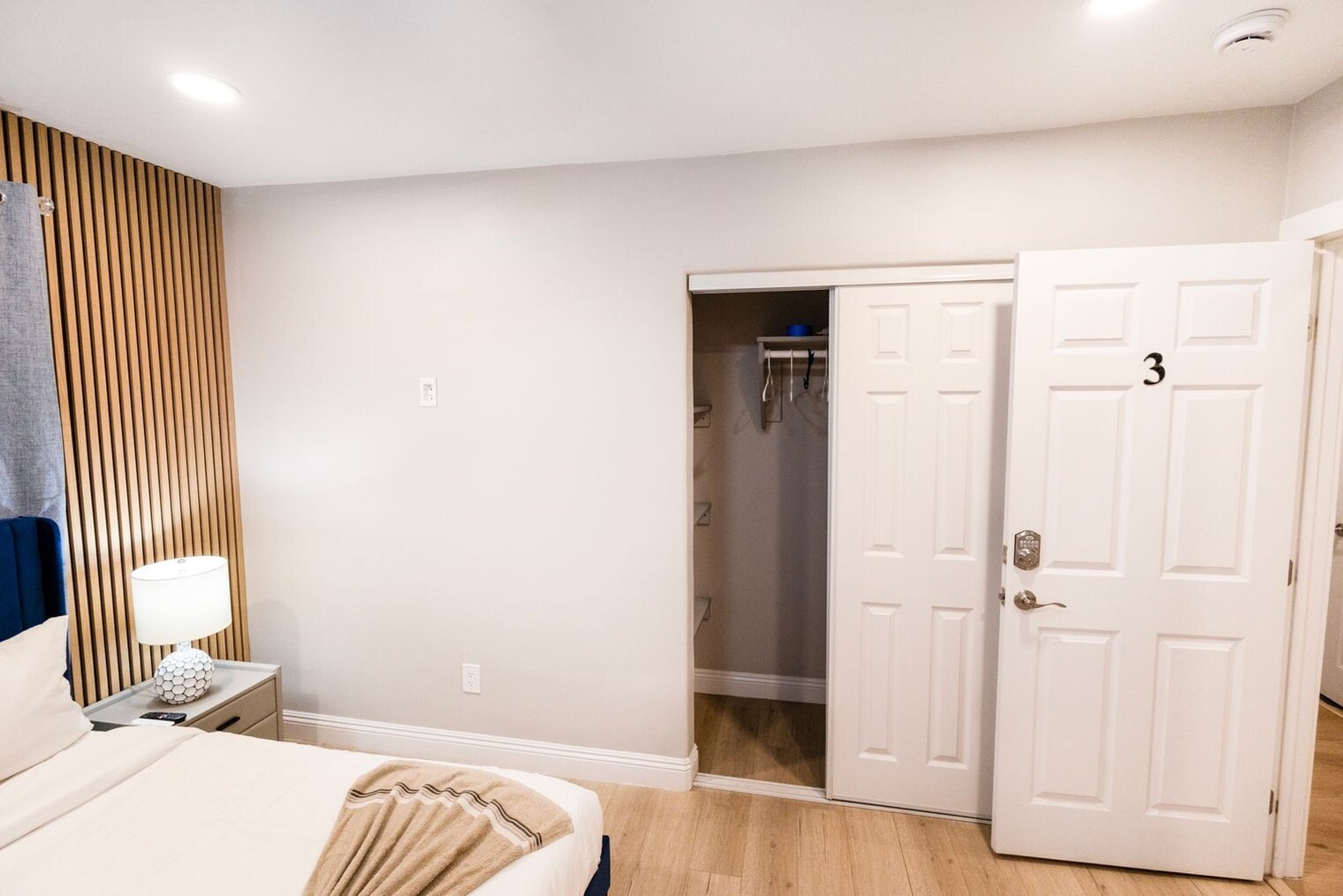 Building Photo - 6168 Cumberland St