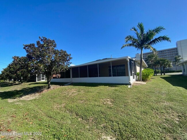 Building Photo - 1650 N Hwy A1A