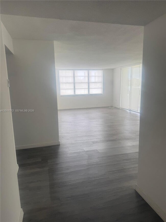 Building Photo - 2750 NE 183rd St