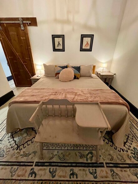 Building Photo - 719 S. Baker St.