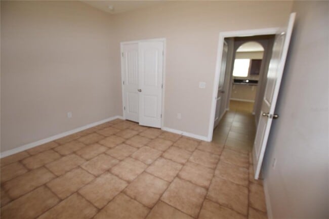 Building Photo - 2021 Beacon Landing Cir