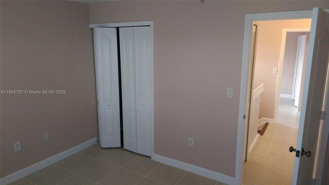 Building Photo - 4321 SW 160th Ave