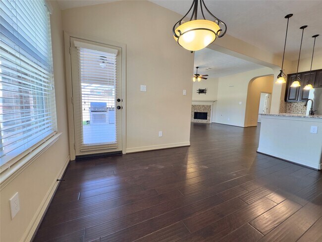 Building Photo - 179 Hearthshire Cir