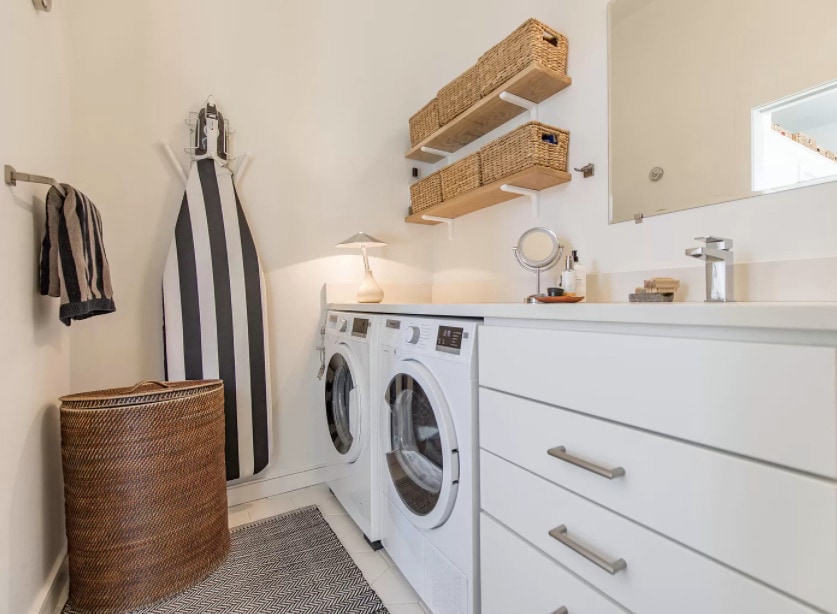 Building Photo - 1 Joy Pl