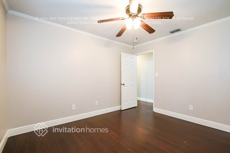 Building Photo - 3908 Woodglade Cove