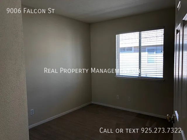 Building Photo - 9006 Falcon St