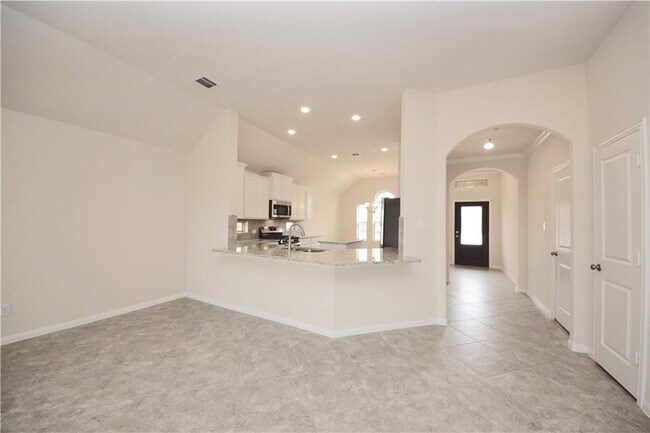 Building Photo - 1250 Chad Dr