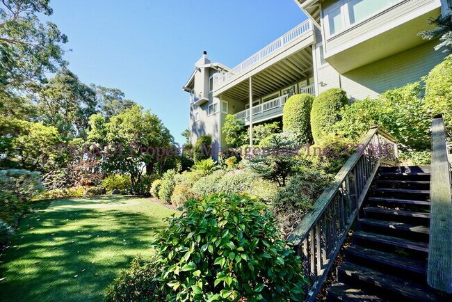 Building Photo - 32 Marin Bay Park Ct