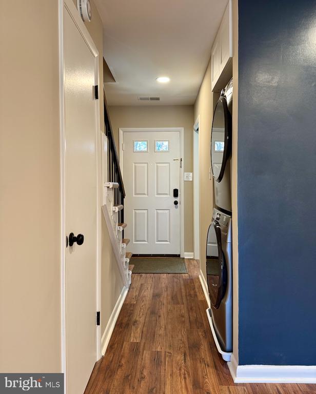 Building Photo - 3885 Steppes Ct