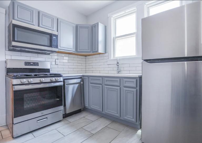 Primary Photo - 4301 W Wrightwood Ave