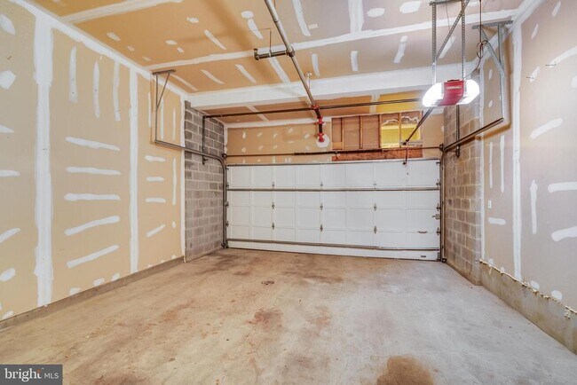 Building Photo - 1507 N Colonial Terrace