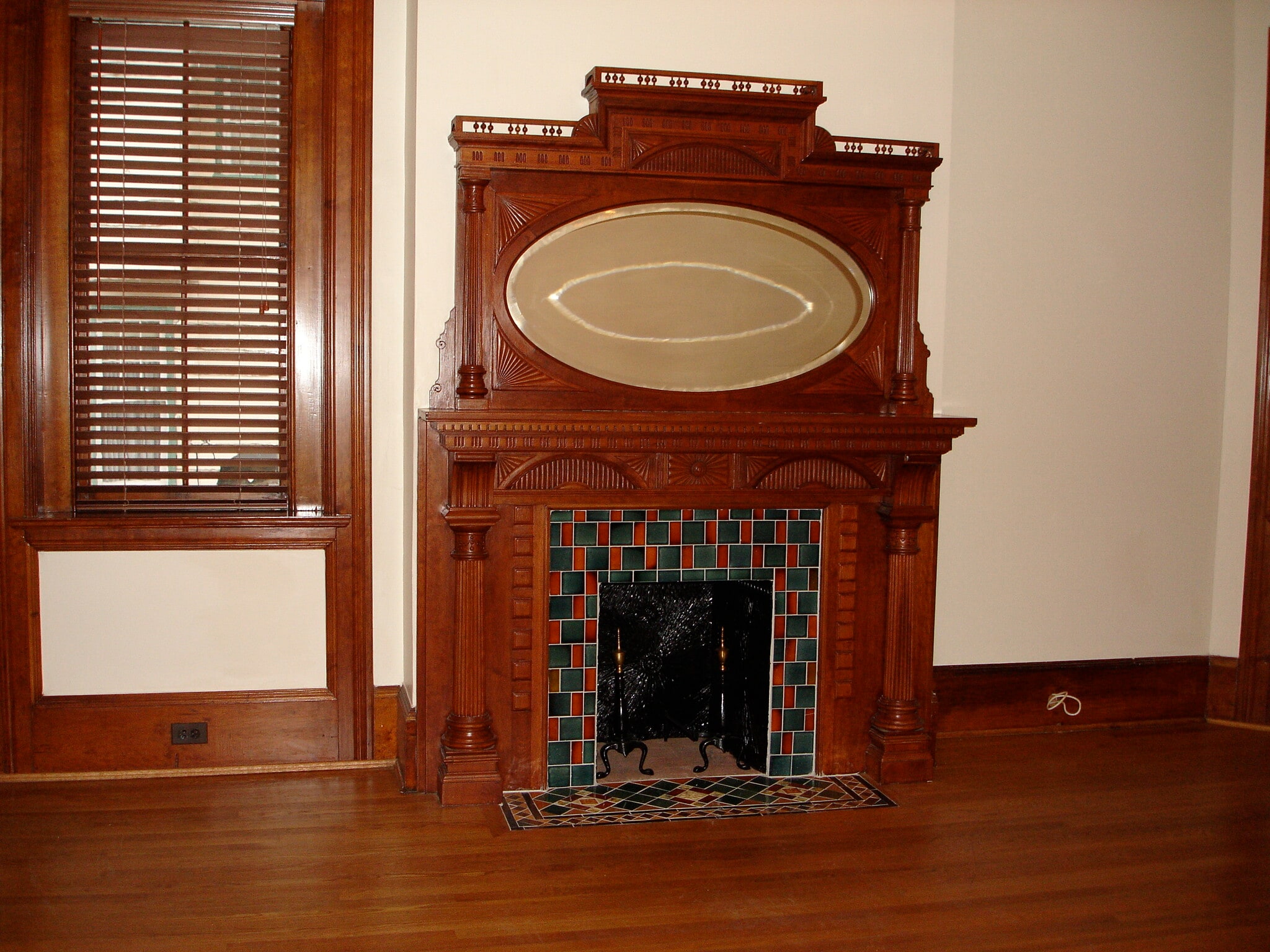 Building Photo - 218 W Montgomery Ave