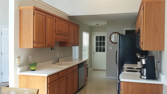 Building Photo - Hyde Park Rental