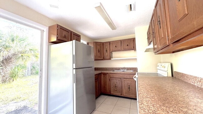 Building Photo - 1037 Berkshire Rd