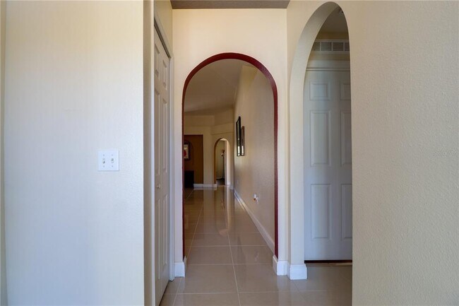 Building Photo - 6197 SE 80th Ct