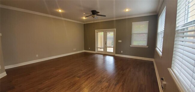 Building Photo - 1403 Catherine St