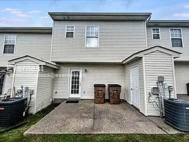 Building Photo - 5170 Hickory Hollow Pkwy