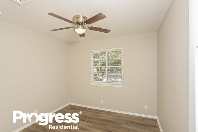 Building Photo - 11659 Foxford