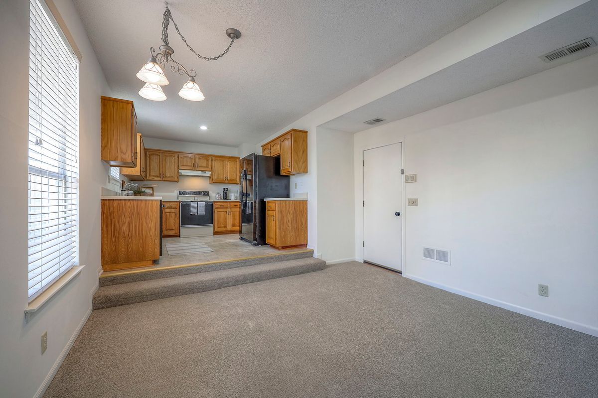 Building Photo - 14903 Goodman St