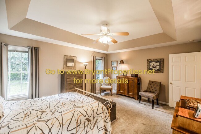 Building Photo - Madison/Rivergate Area - 3 Bedroom, 2.5 Baths