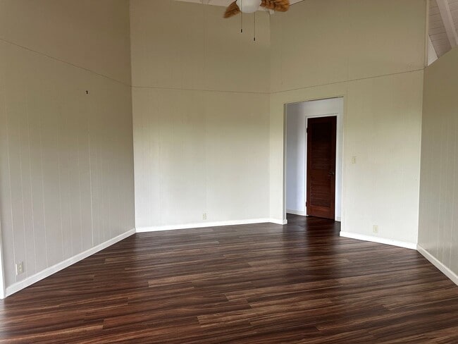Building Photo - 1050 Ainalako Rd