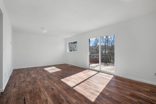 Building Photo - 8566-8568 Wasatch Boulevard East