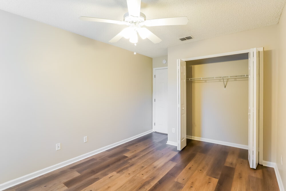 Building Photo - 11250 Hudderfield Cir S