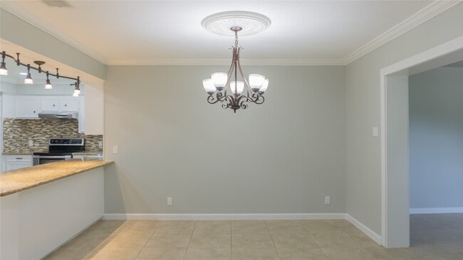 Building Photo - 3406 Deerwood Ln