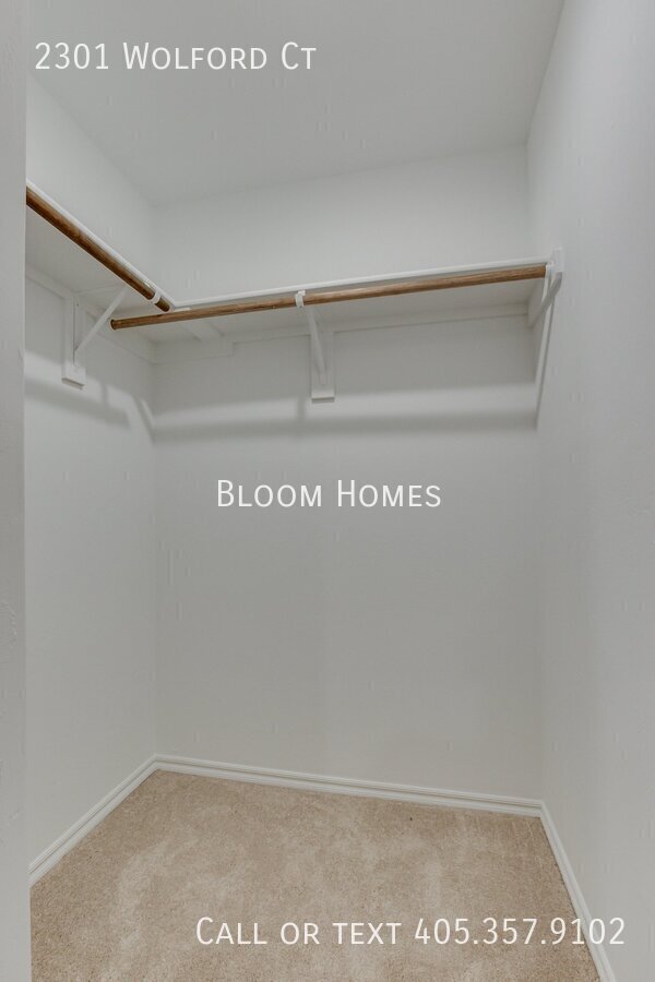 Building Photo - 2301 Wolford Ct