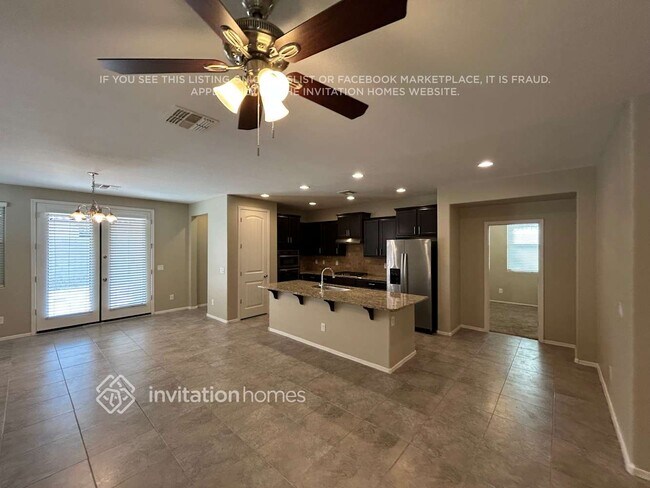 Building Photo - 40881 W Tamara Ln