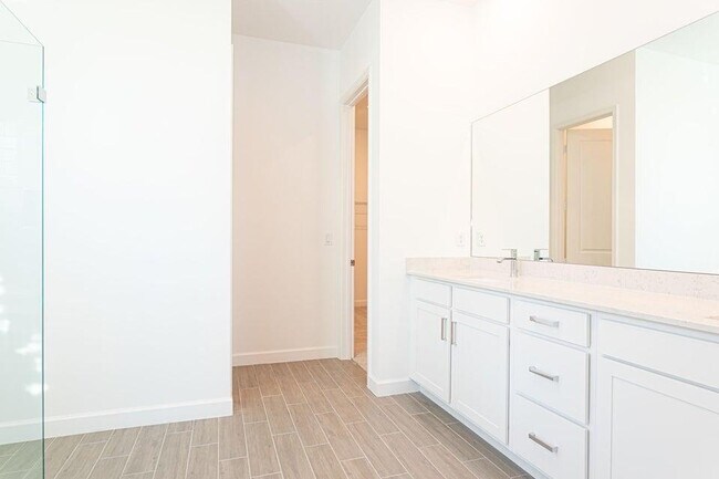 Building Photo - 1132 Haywagon Trl