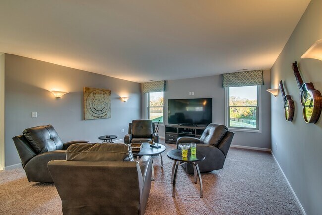 Building Photo - 1026 October Park Way