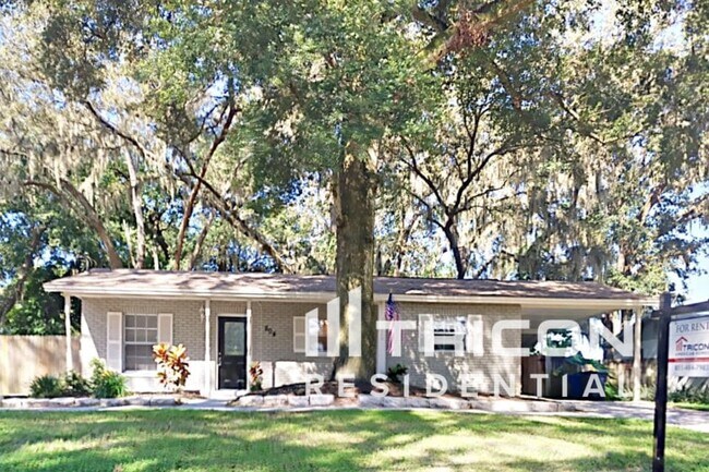 Primary Photo - 804 Heidi Rd