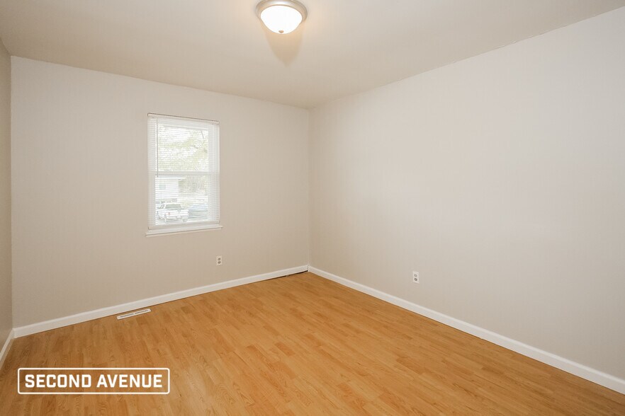 Building Photo - 11032 N Harrison St