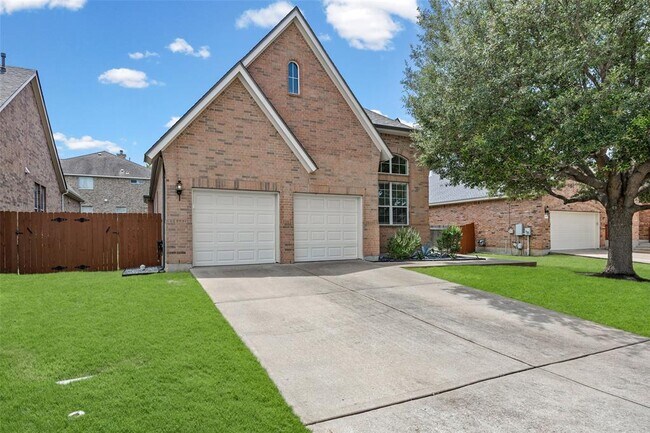Building Photo - 2414 Powderham Ln