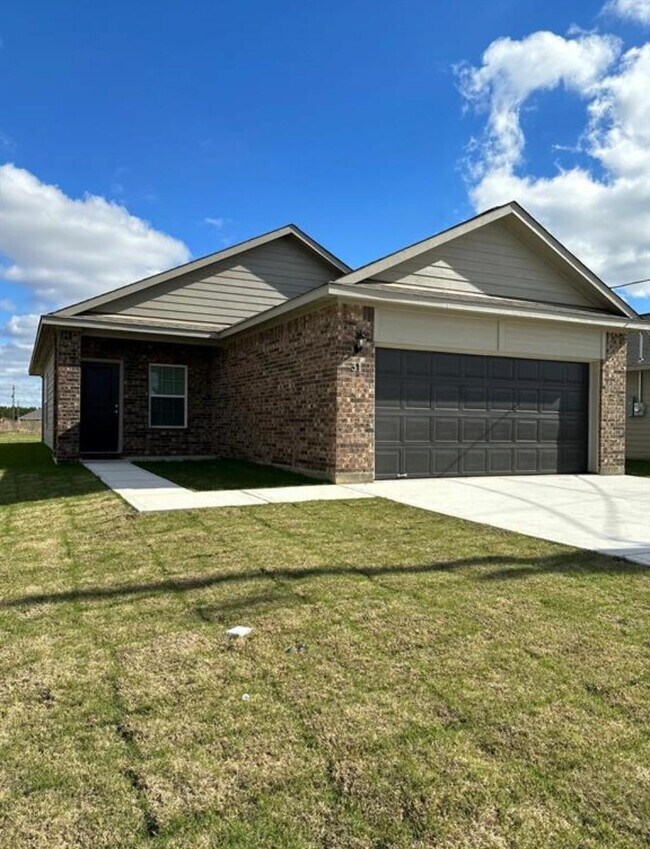 Building Photo - 31 County Rd 5102B