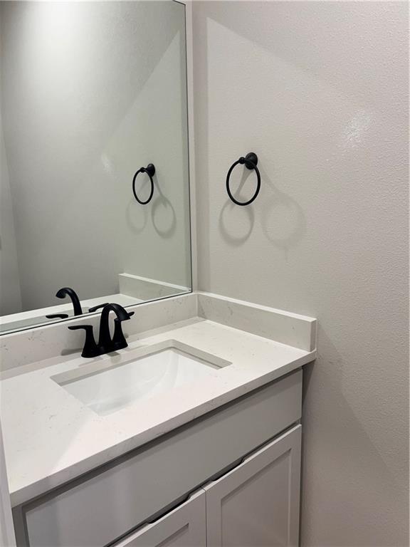 Building Photo - 1811 Lapis Ave