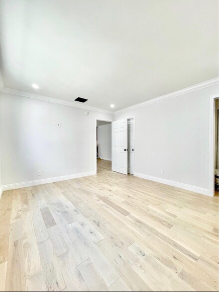 Building Photo - 1540 Brockton Ave