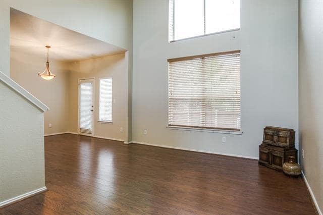 Building Photo - 7009 Van Gogh Dr