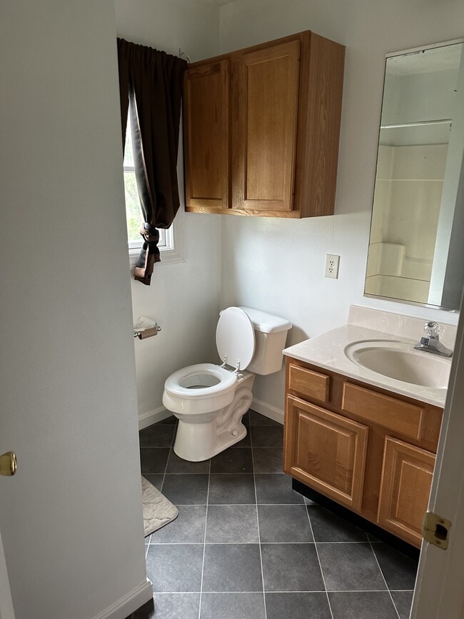 Building Photo - 6131 N 450 W