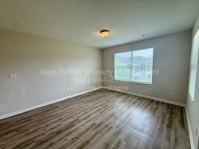 Building Photo - 9121 Western Way