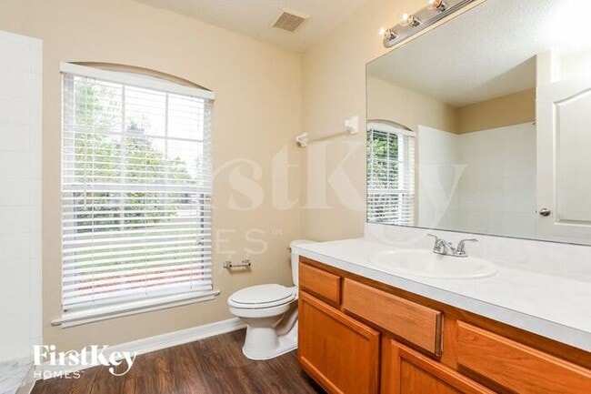 Building Photo - 11551 Pineloch Loop