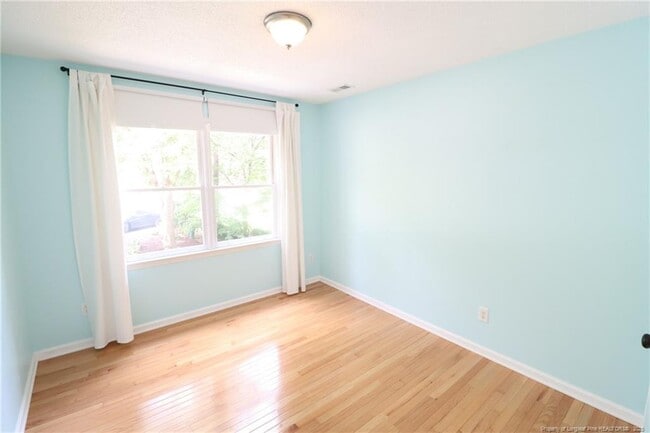 Building Photo - 109 Candy Apple Ct