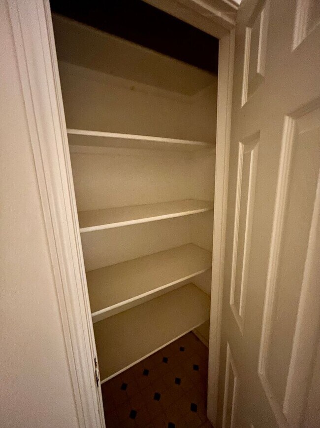 Building Photo - Cozy 3 Bedroom/2 Bathroom Home for Rent in...