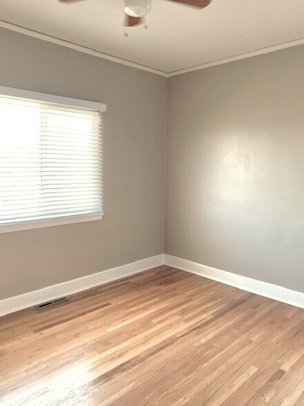 Building Photo - 3527 Georgia St