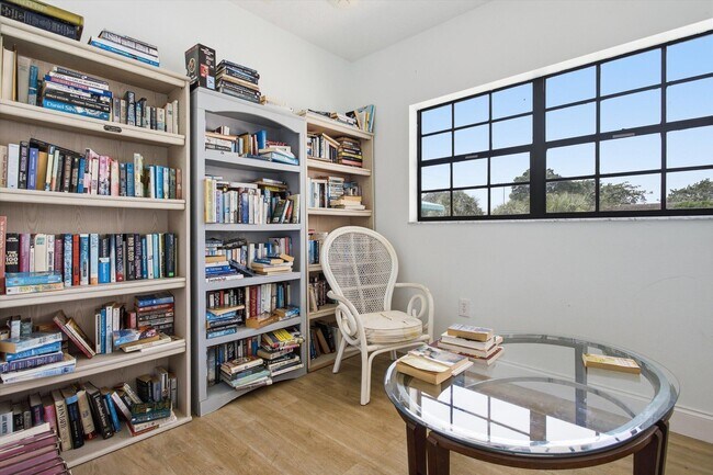Building Photo - 2800 Fiore Way