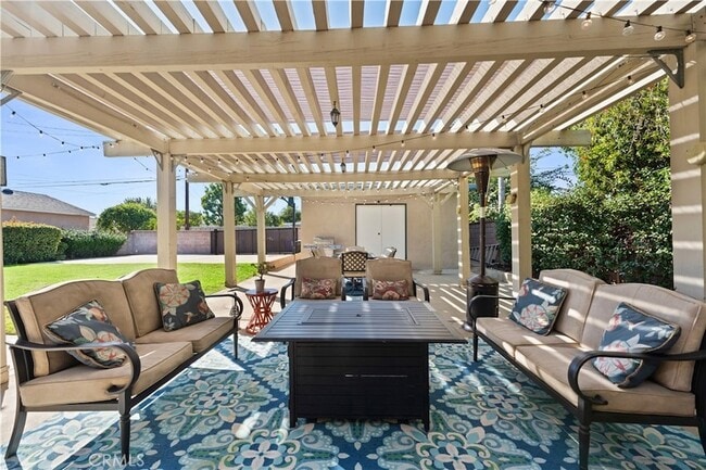 Building Photo - 855 N 3rd Ave